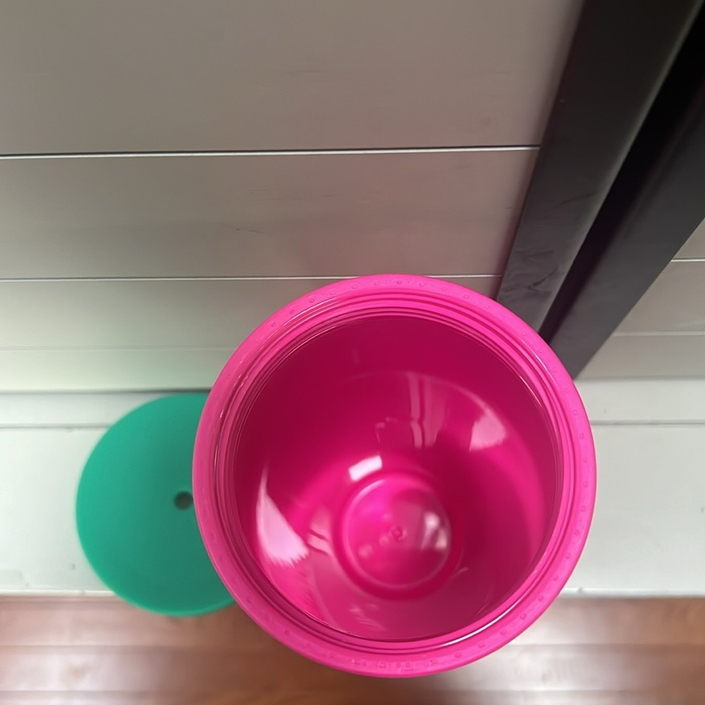 Starbucks hot pink cold cup tumbler - Picture 3 of 4
